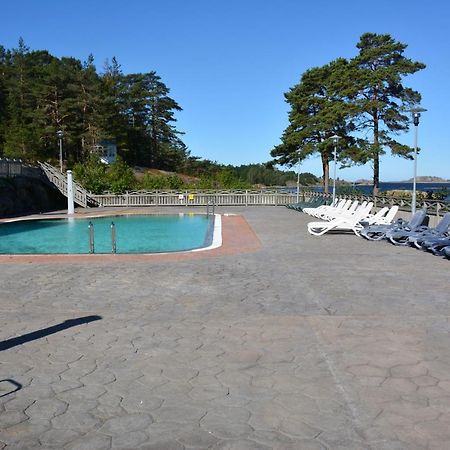 Hallestrand Vandrarhem Strömstad Esterno foto