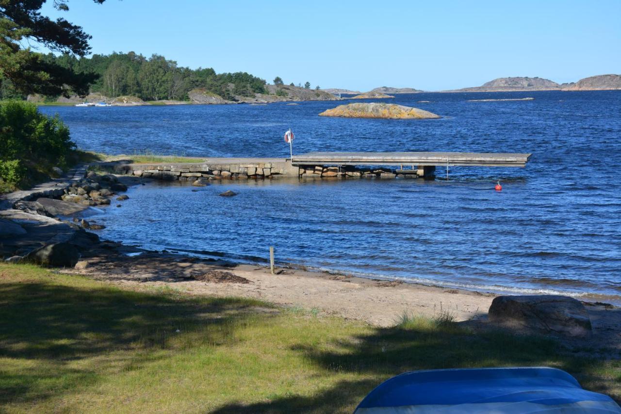 Hallestrand Vandrarhem Strömstad Esterno foto